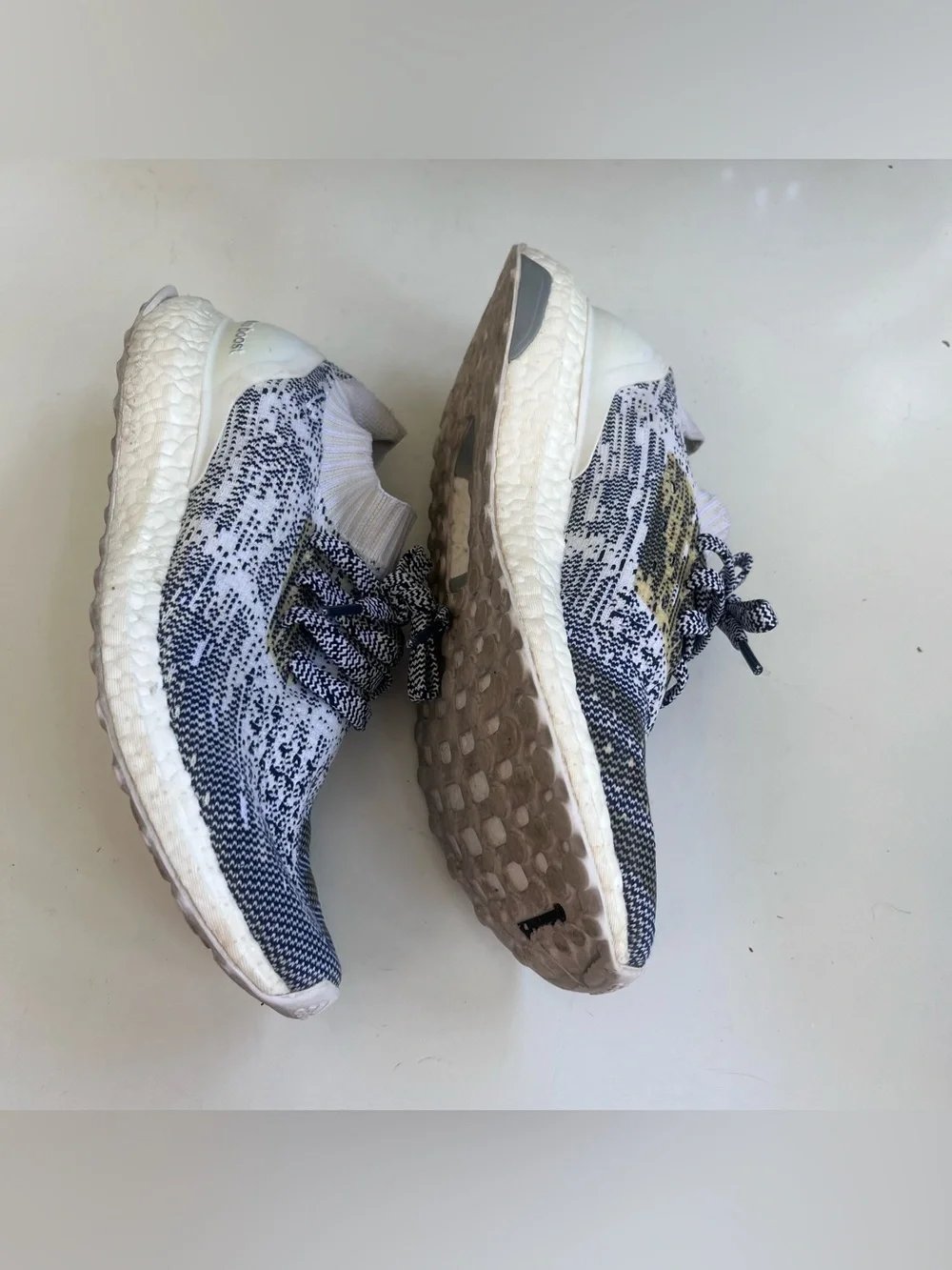 Adidas UltraBoost Uncaged Non Dyed Shoe Sock Sneaker PrimeKnit Mens 8.5 Wht Navy